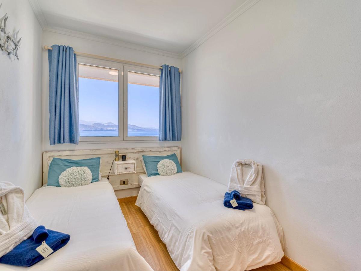 2 Bedrooms & Spectacular Views In Best Part Of Las Canteras Las Palmas de Gran Canaria Luaran gambar